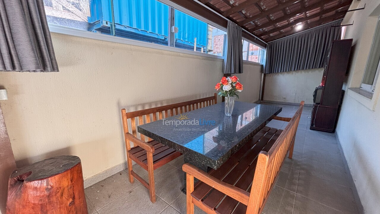 Apartamento para aluguel de temporada em Bombinhas (Praia de Bombas)