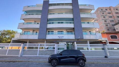 Apartamento térreo, Localizado a 230 metros da Praia de Bombas