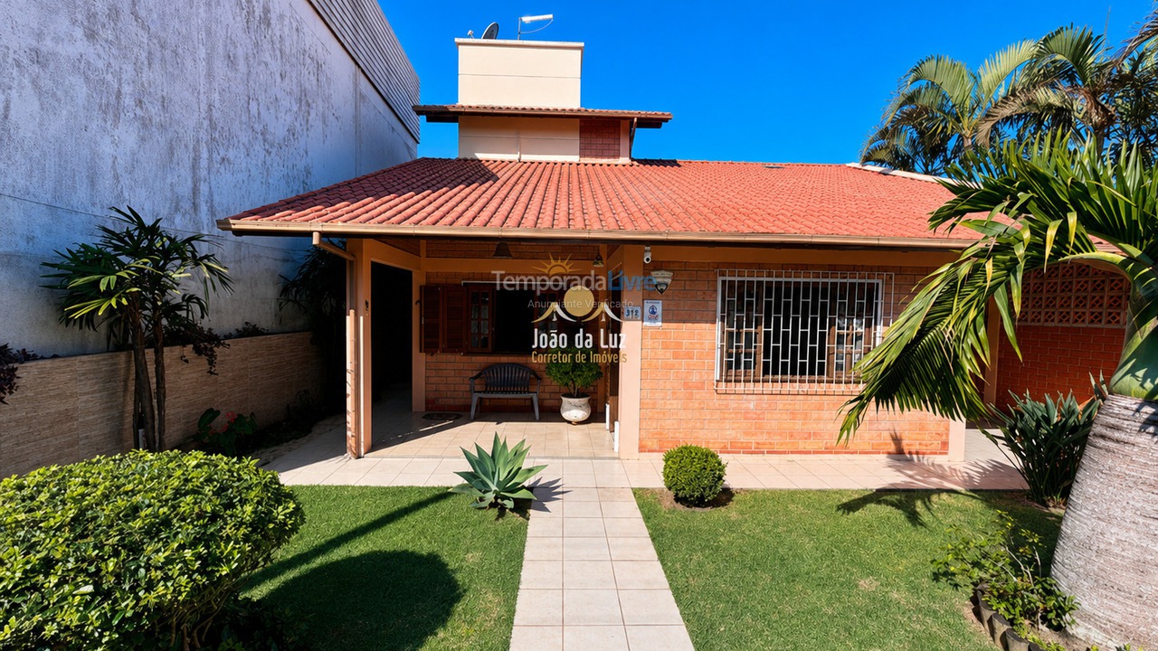 House for vacation rental in Florianópolis (Cachoeira do Bom Jesus)