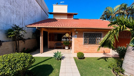 🏠 HOUSE WITH POOL ON CACHOEIRA BEACH 🏝️🏝️