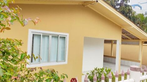 CA165 - BEACH HOUSE WITH POOL IN CANTO GRANDE