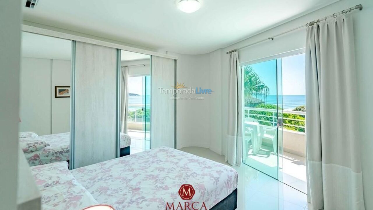 Apartamento para aluguel de temporada em Bombinhas (Canto Grande)