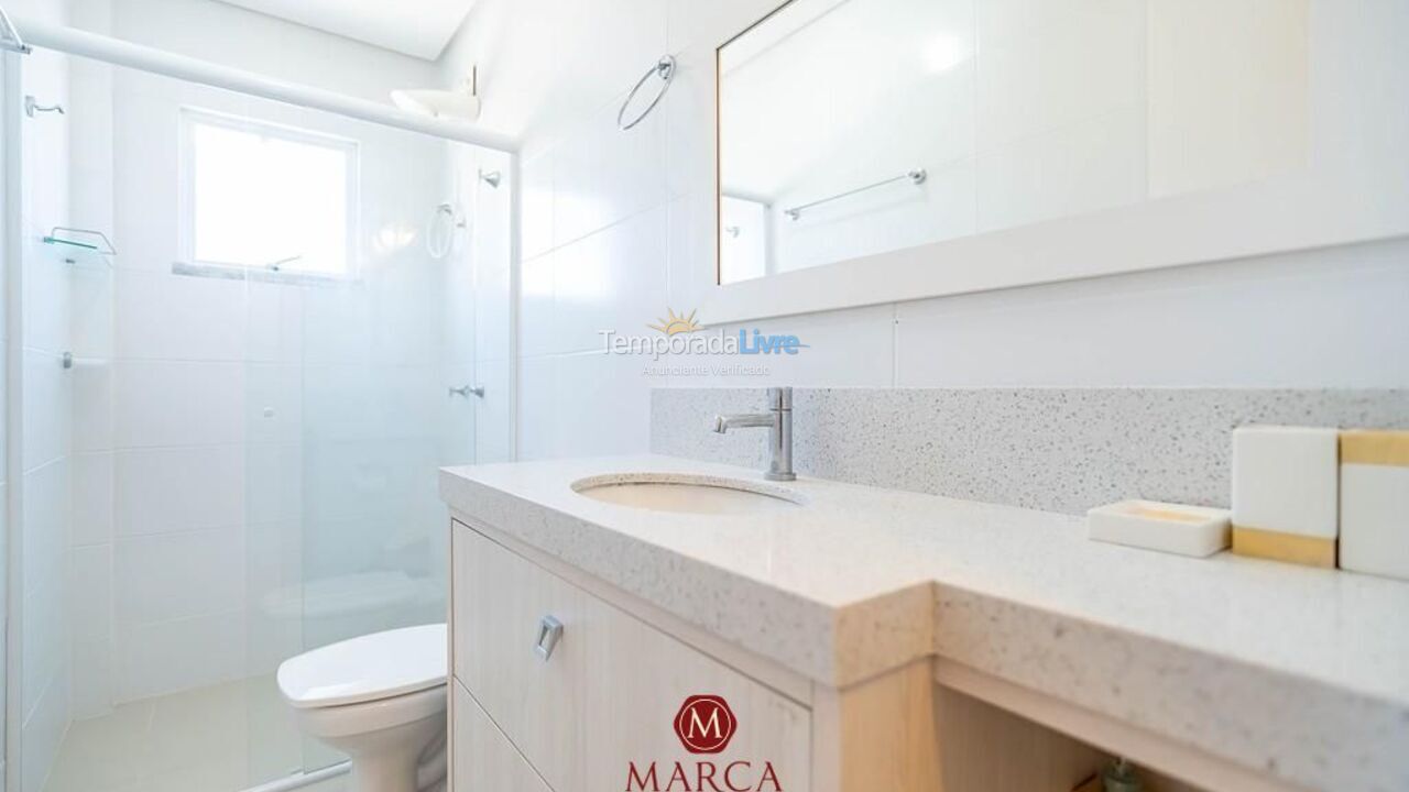 Apartamento para aluguel de temporada em Bombinhas (Canto Grande)
