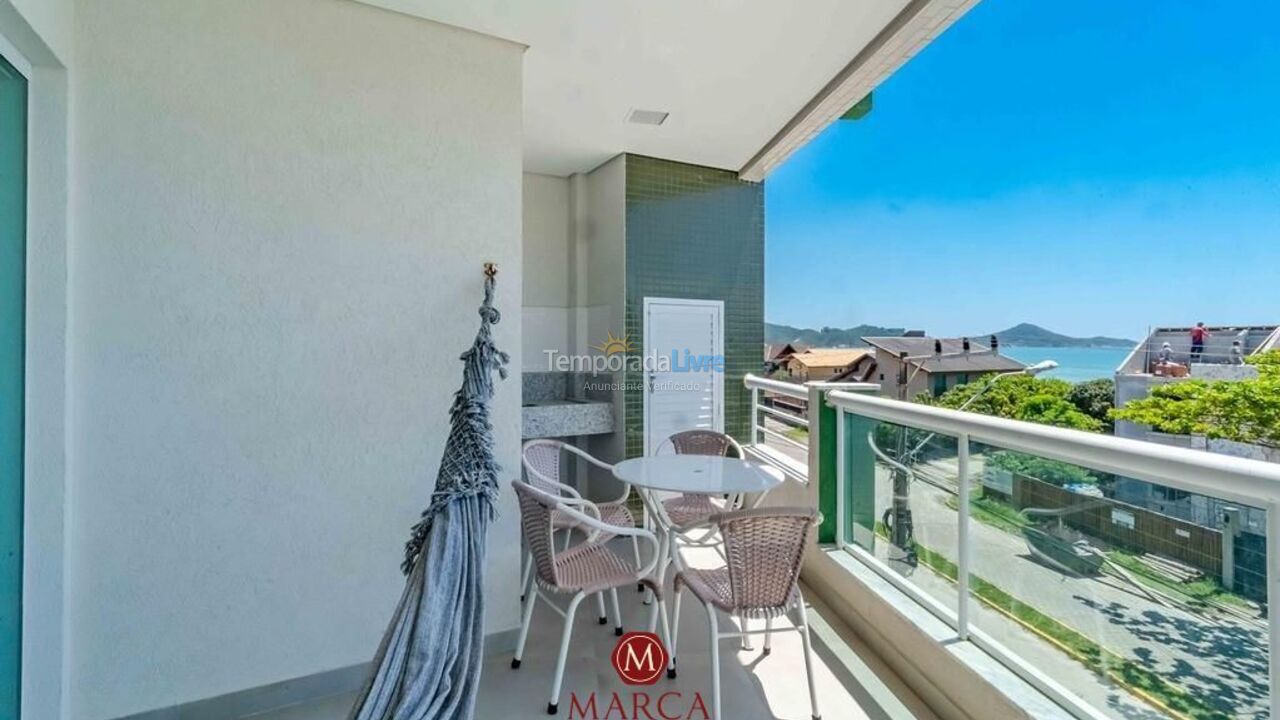 Apartamento para aluguel de temporada em Bombinhas (Canto Grande)