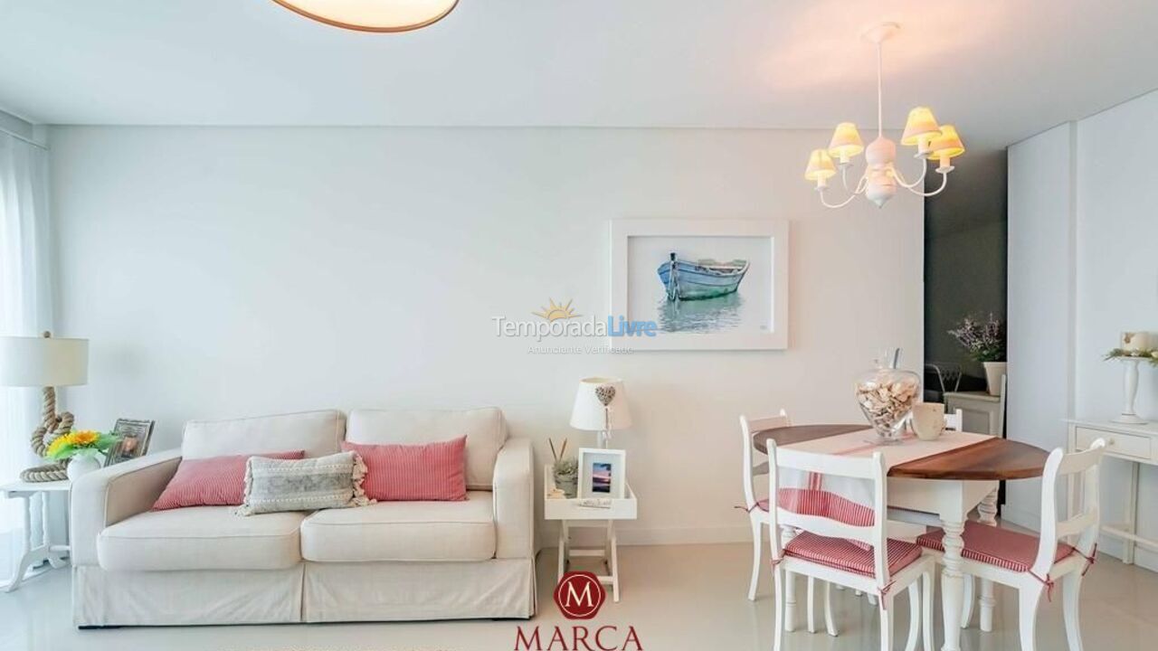 Apartamento para aluguel de temporada em Bombinhas (Canto Grande)