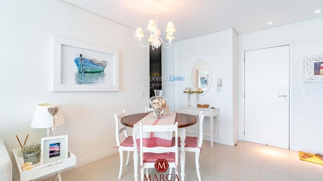 Apartamento para aluguel de temporada em Bombinhas (Canto Grande)