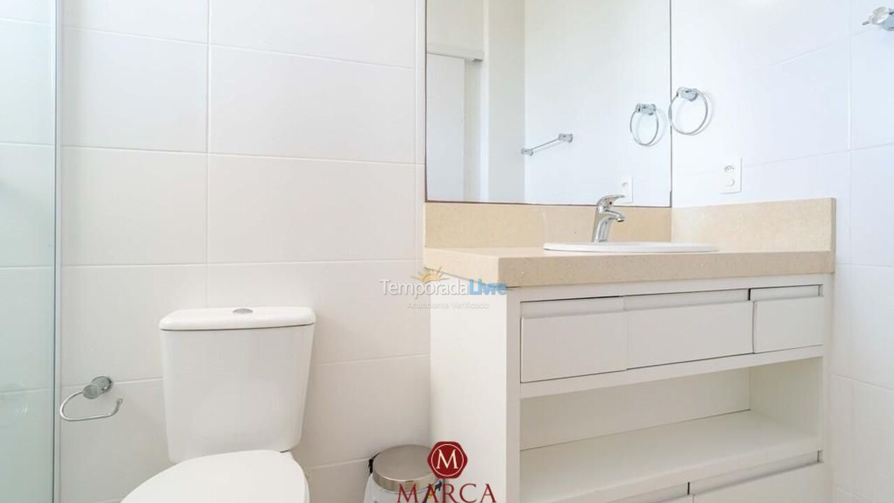 Apartamento para aluguel de temporada em Bombinhas (Canto Grande)