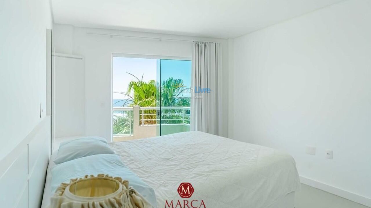 Apartamento para aluguel de temporada em Bombinhas (Canto Grande)