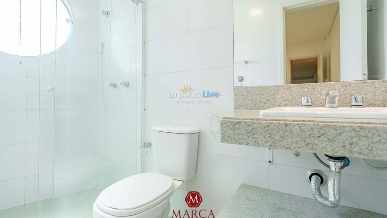 Apartamento para aluguel de temporada em Bombinhas (Canto Grande)