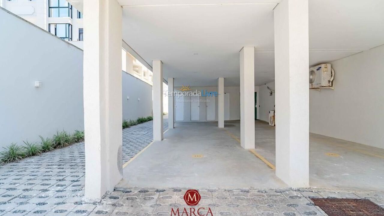 Apartamento para aluguel de temporada em Bombinhas (Canto Grande)