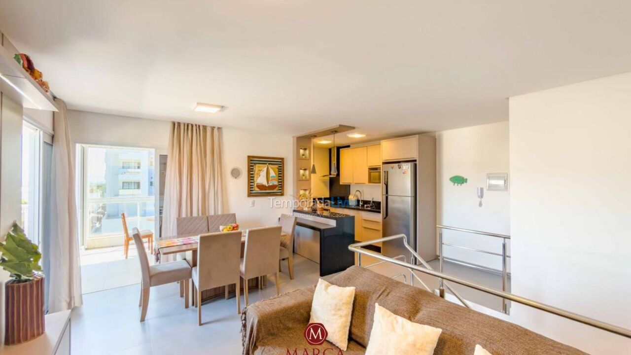 Apartamento para aluguel de temporada em Bombinhas (Canto Grande)