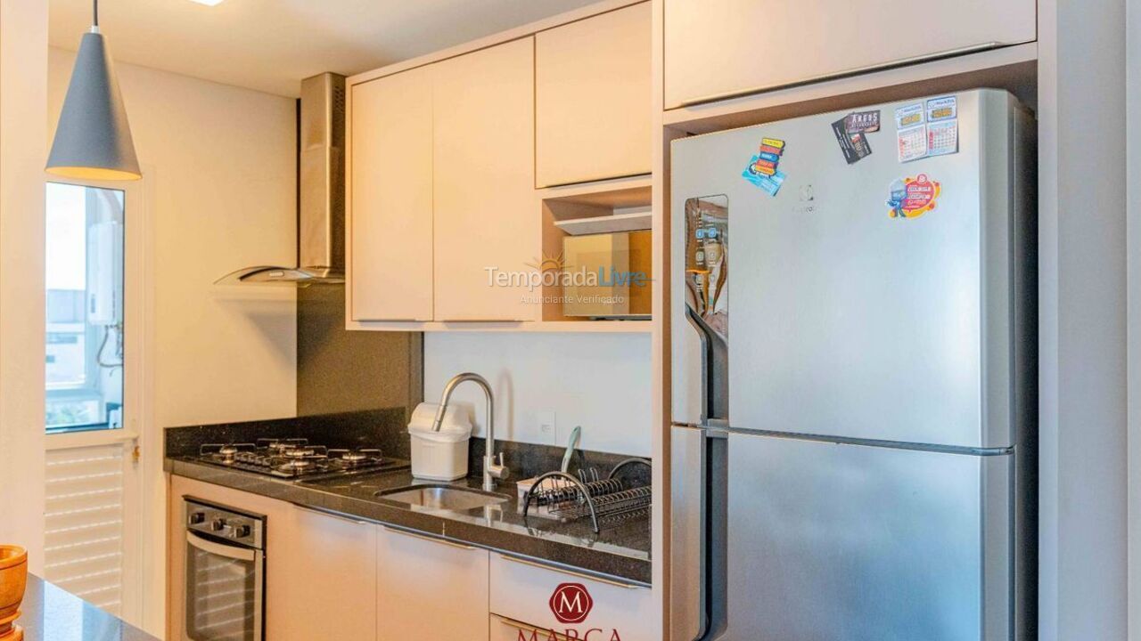 Apartamento para aluguel de temporada em Bombinhas (Canto Grande)