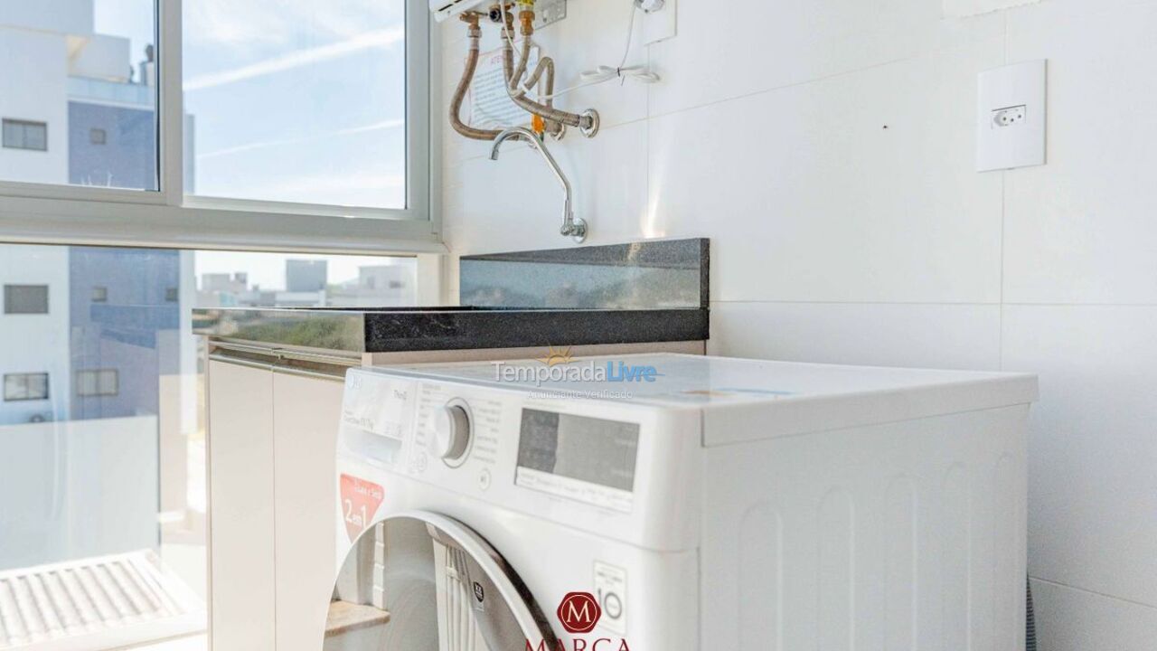 Apartamento para aluguel de temporada em Bombinhas (Canto Grande)
