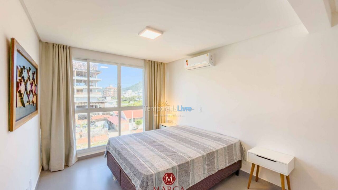 Apartamento para aluguel de temporada em Bombinhas (Canto Grande)