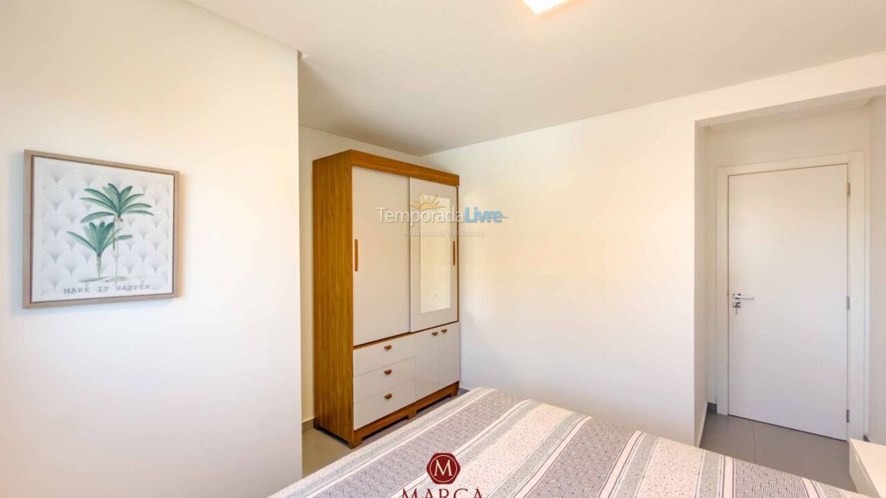 Apartamento para aluguel de temporada em Bombinhas (Canto Grande)