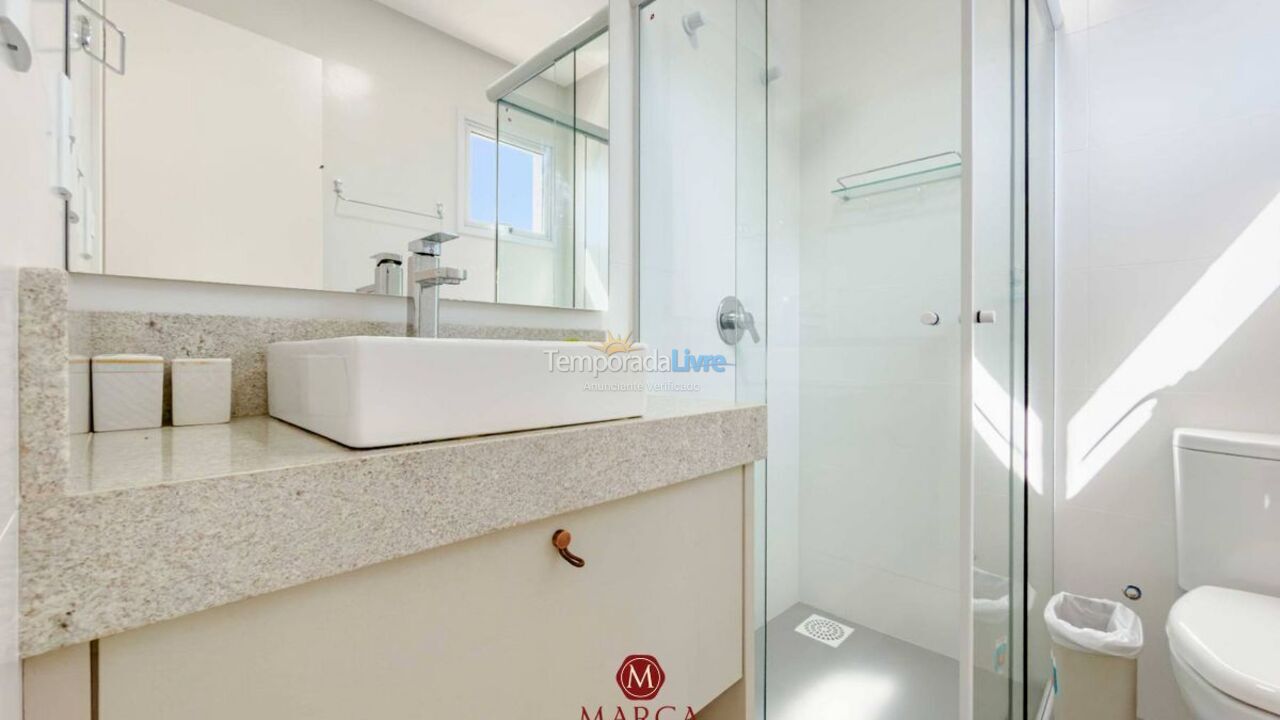 Apartamento para aluguel de temporada em Bombinhas (Canto Grande)