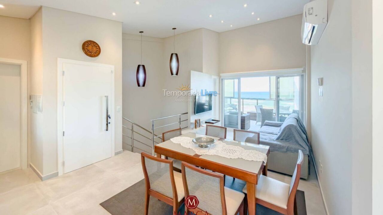 Apartamento para aluguel de temporada em Bombinhas (Canto Grande)