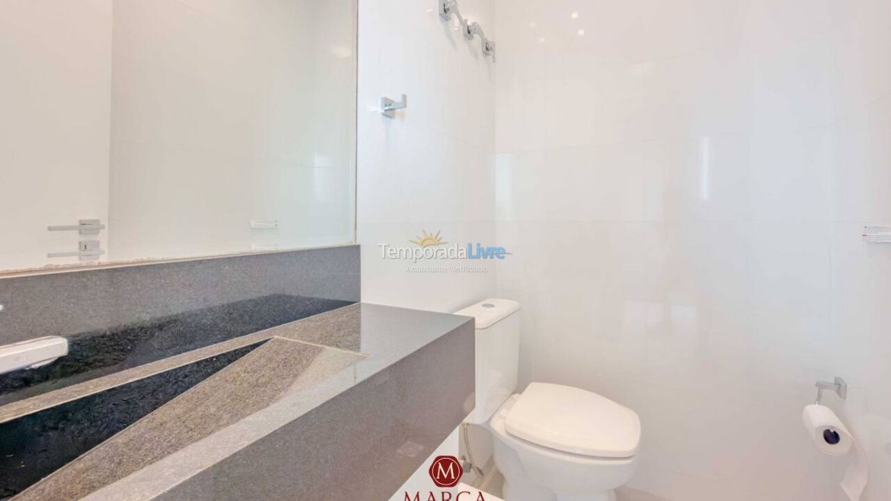 Apartamento para aluguel de temporada em Bombinhas (Canto Grande)