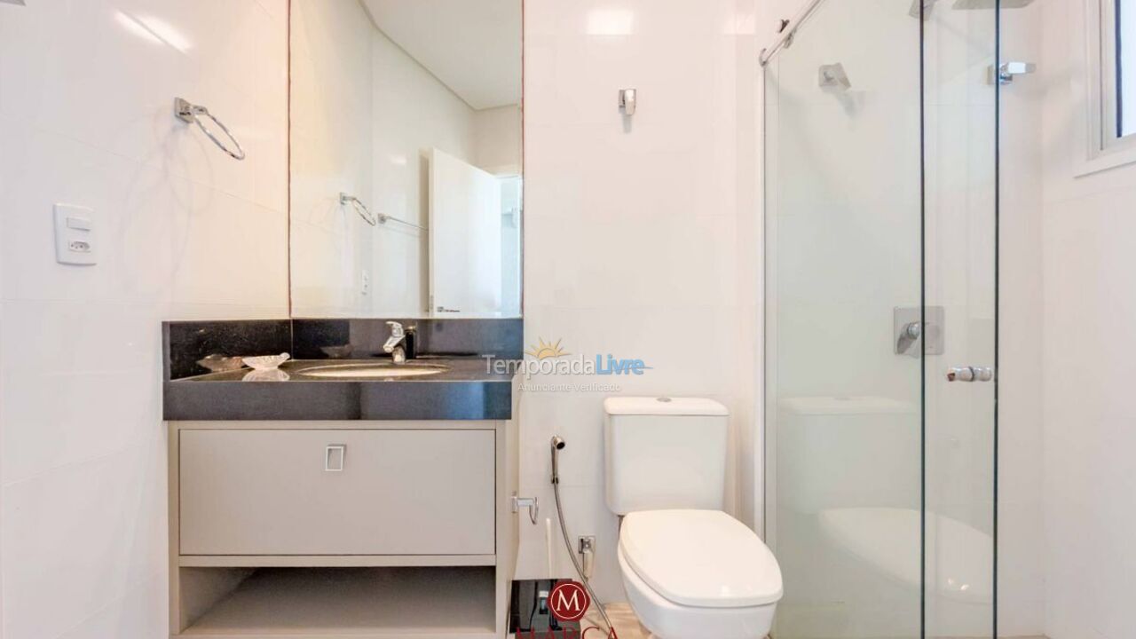 Apartamento para aluguel de temporada em Bombinhas (Canto Grande)