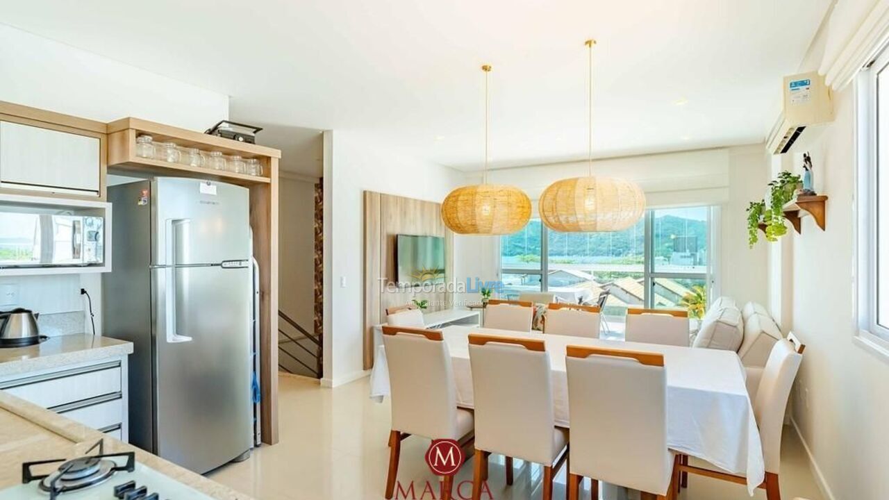 Apartamento para aluguel de temporada em Bombinhas (Canto Grande)