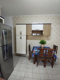 Casa en el barrio de Maracaná, Praia Grande, a sólo 250 metros de la playa.