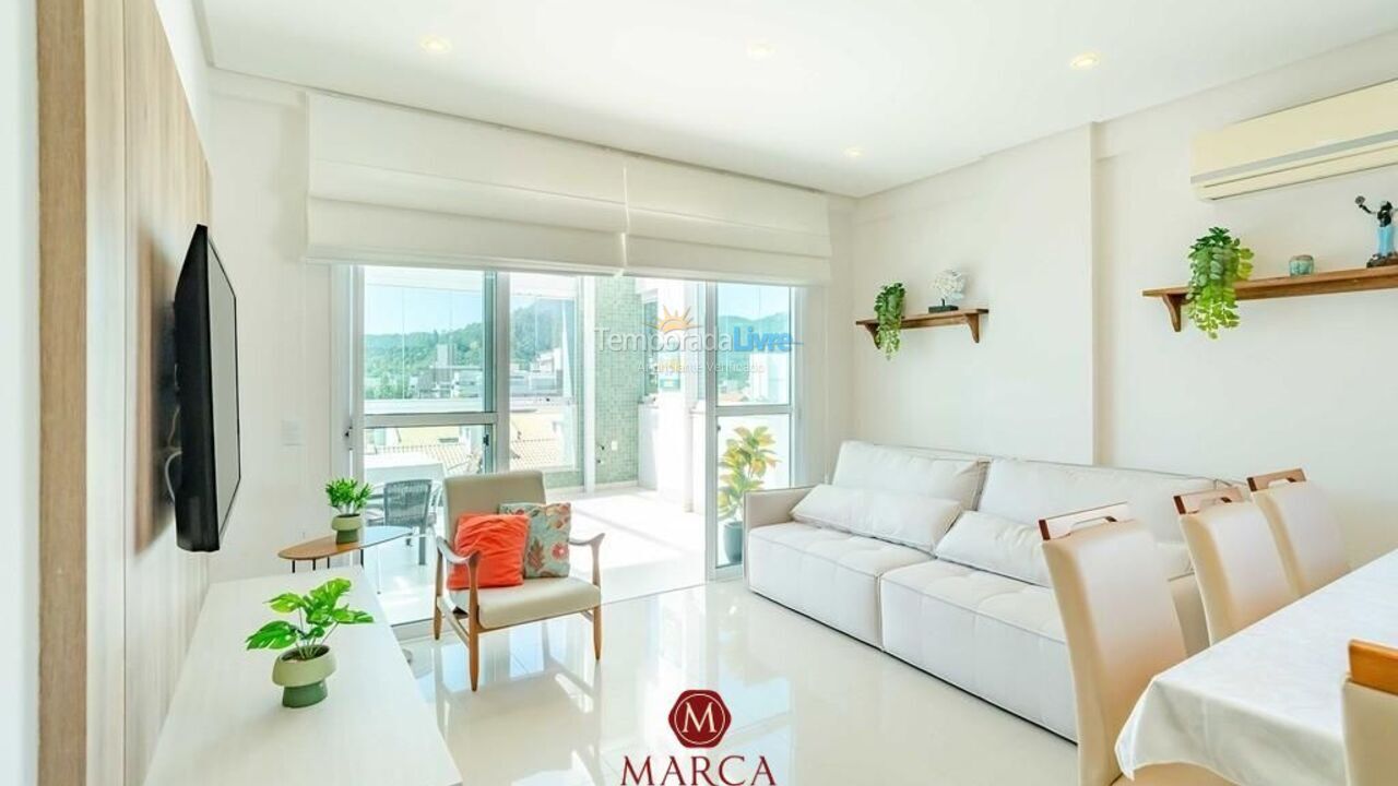 Apartamento para aluguel de temporada em Bombinhas (Canto Grande)