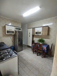 Casa en el barrio de Maracaná, Praia Grande, a sólo 250 metros de la playa.