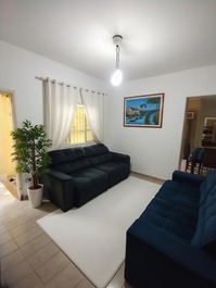 Casa en el barrio de Maracaná, Praia Grande, a sólo 250 metros de la playa.