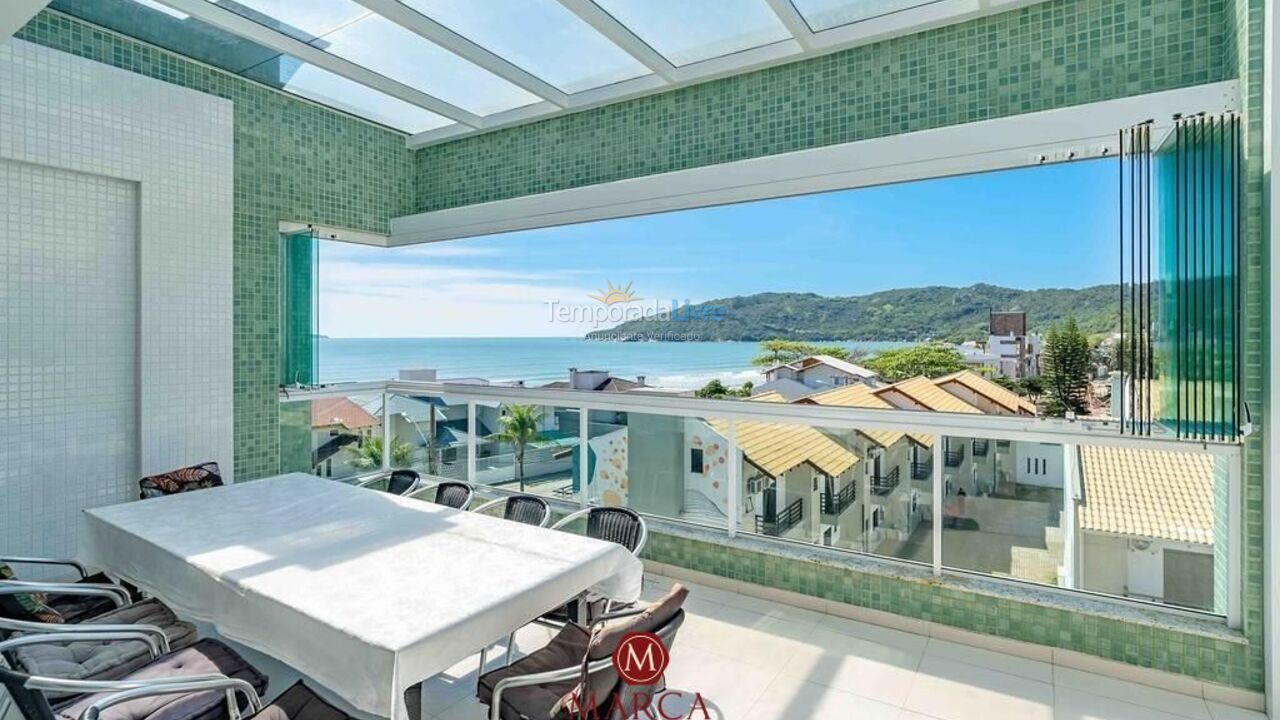Apartamento para aluguel de temporada em Bombinhas (Canto Grande)