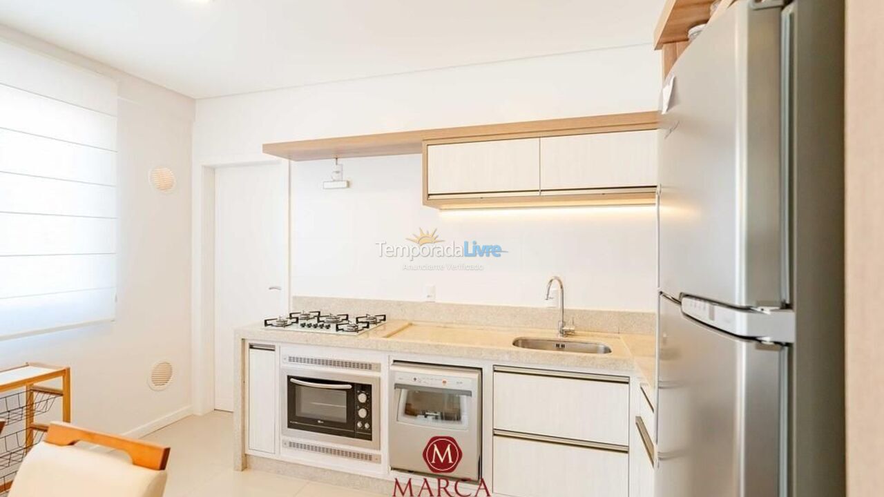 Apartamento para aluguel de temporada em Bombinhas (Canto Grande)