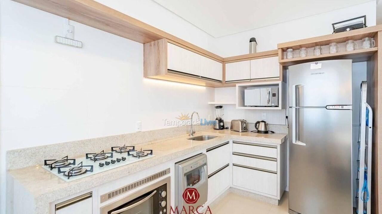Apartamento para aluguel de temporada em Bombinhas (Canto Grande)