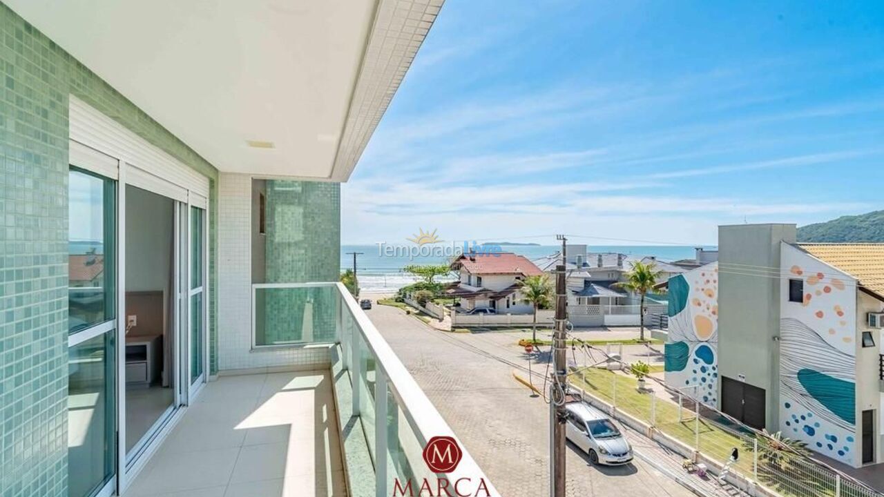 Apartamento para aluguel de temporada em Bombinhas (Canto Grande)
