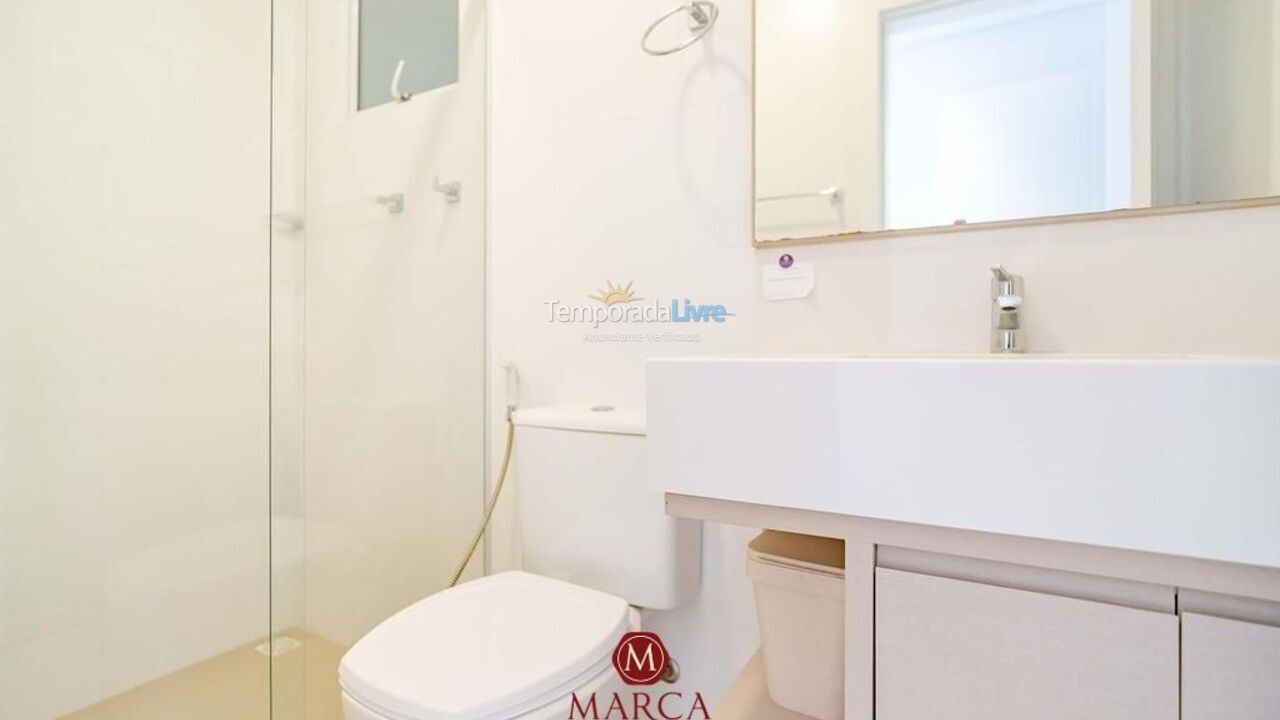 Apartamento para aluguel de temporada em Bombinhas (Canto Grande)