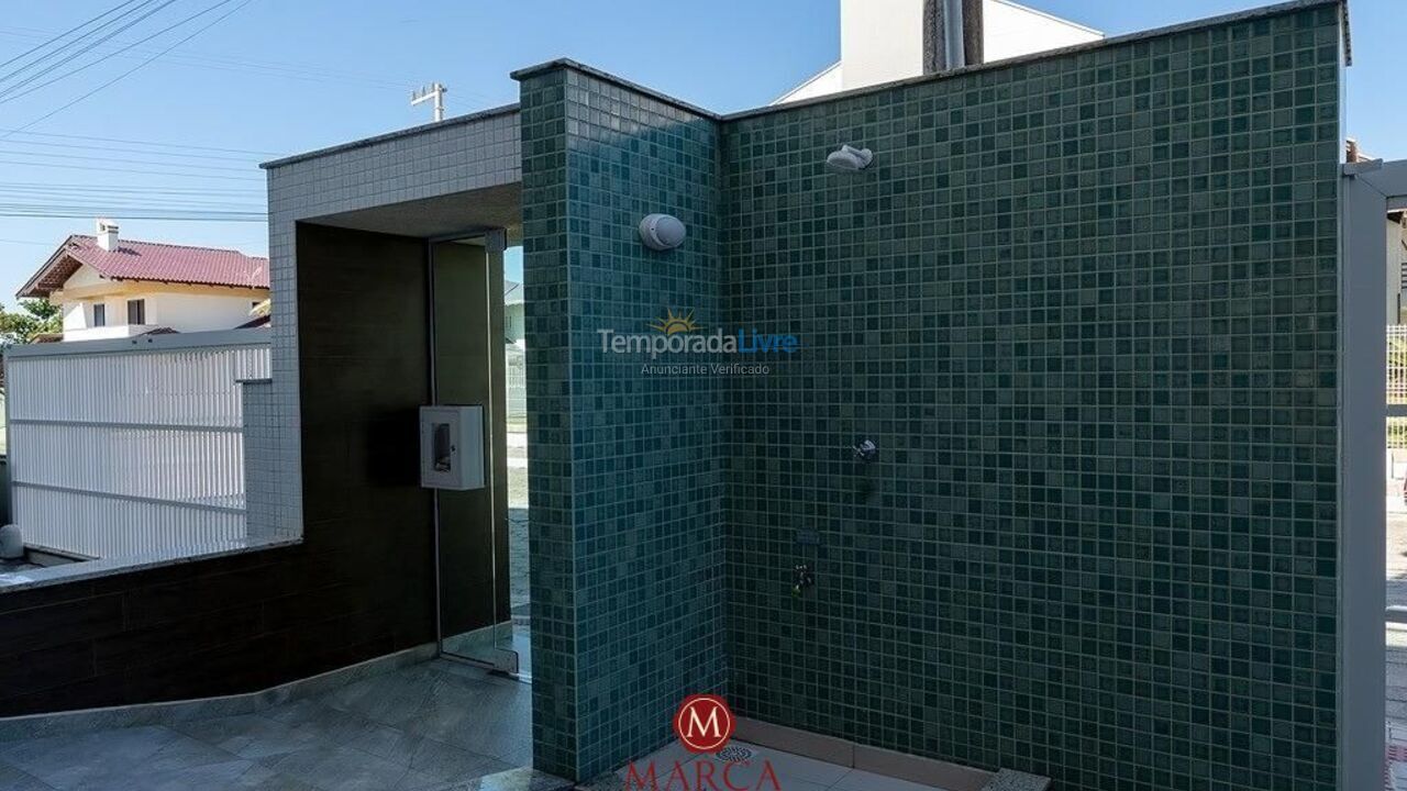 Apartamento para aluguel de temporada em Bombinhas (Canto Grande)