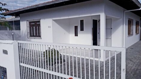 Casa para alugar em Bombinhas - Canto Grande