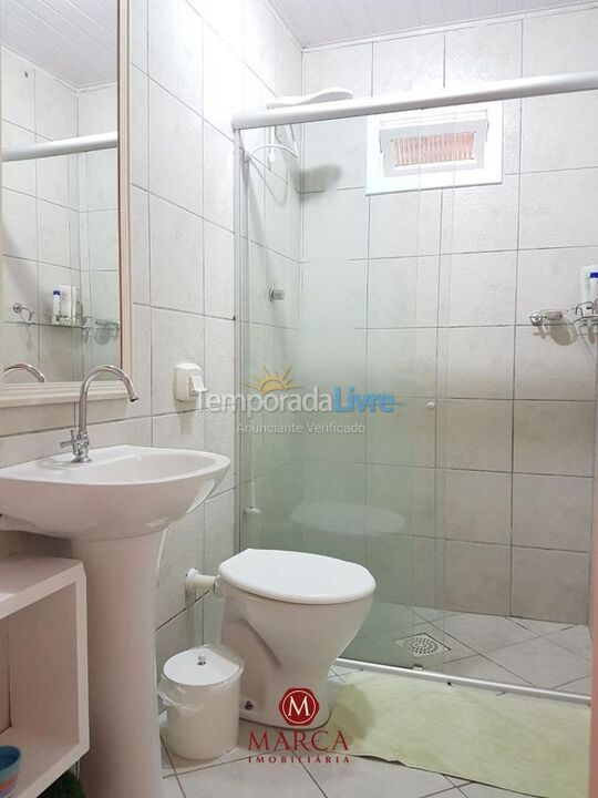 Casa para aluguel de temporada em Bombinhas (Canto Grande)