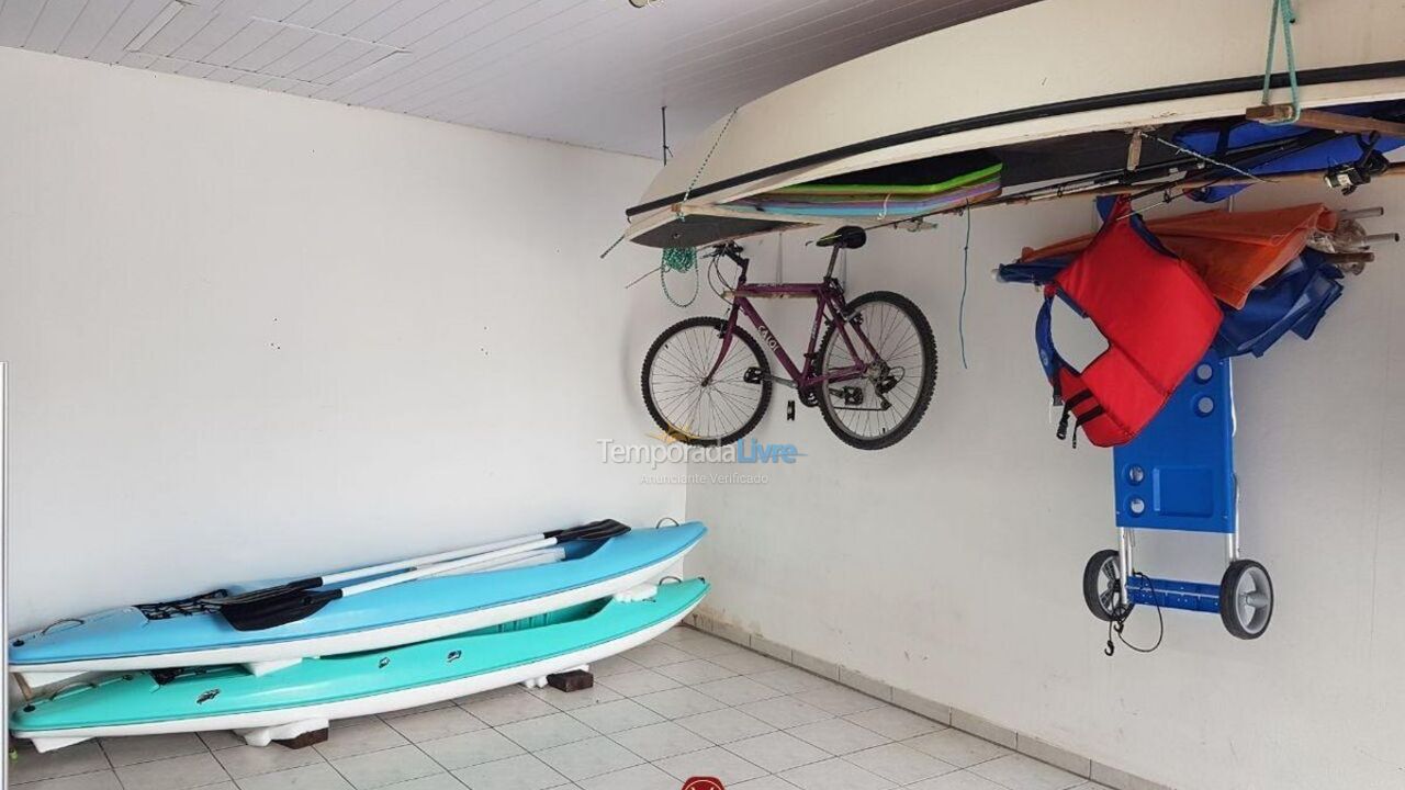 Casa para aluguel de temporada em Bombinhas (Canto Grande)