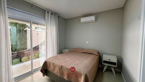 GROUND FLOOR APT A FEW STEPS FROM THE SEA IN CANTO GRANDE