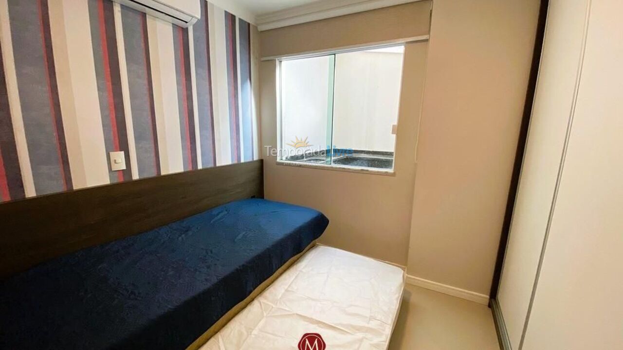 Apartment for vacation rental in Bombinhas (Canto Grande)