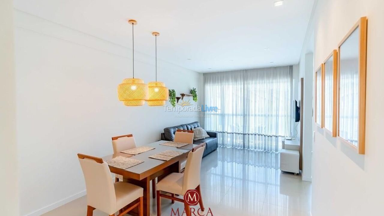 Apartamento para aluguel de temporada em Bombinhas (Canto Grande)