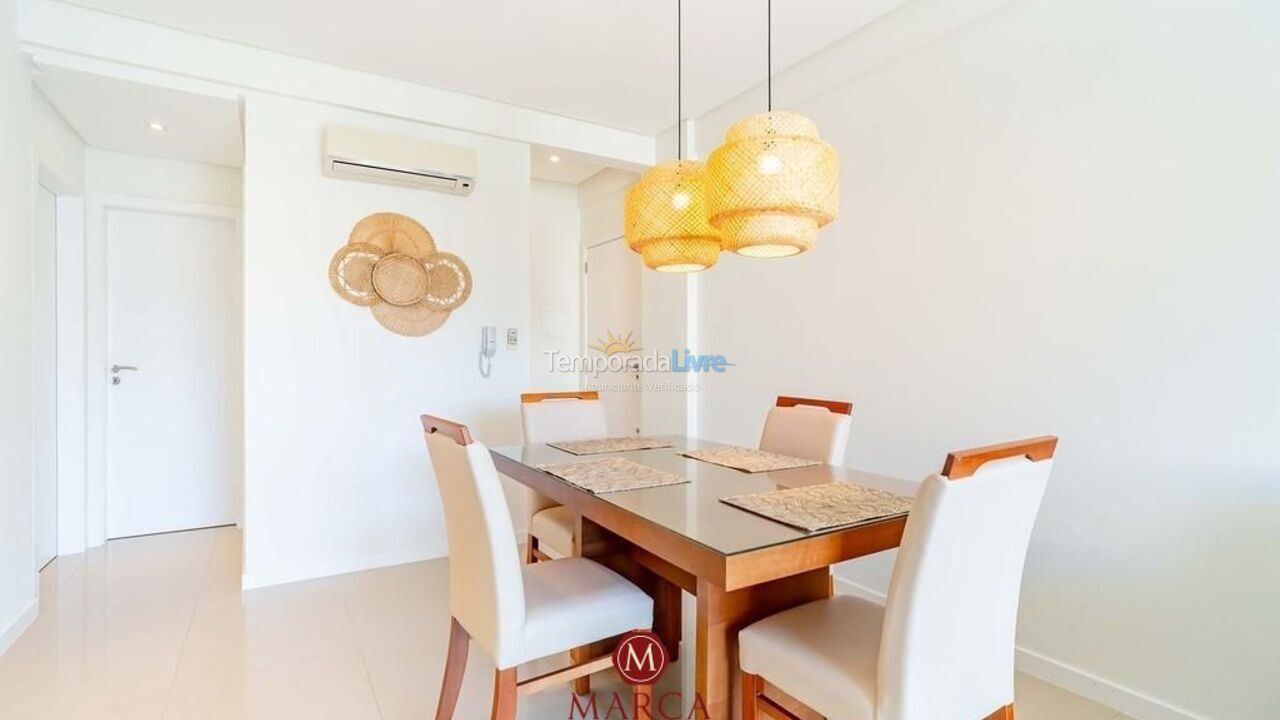 Apartamento para aluguel de temporada em Bombinhas (Canto Grande)