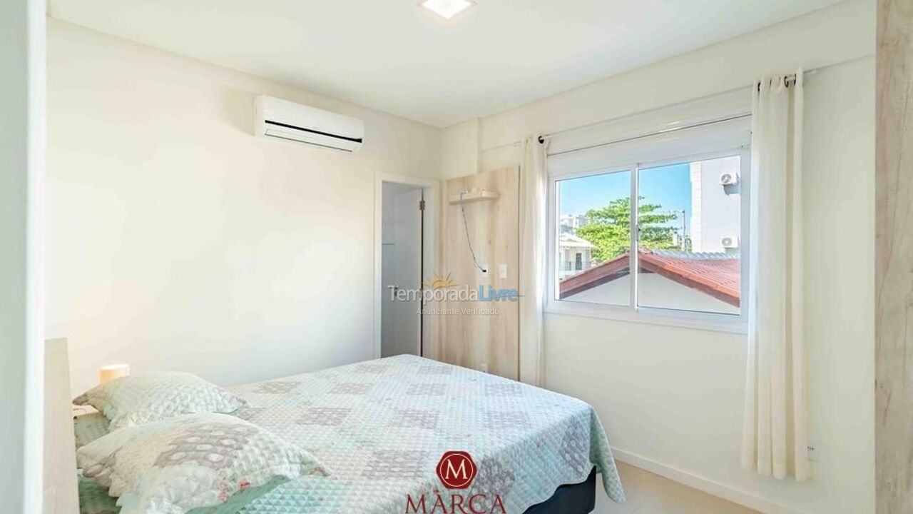 Apartamento para aluguel de temporada em Bombinhas (Canto Grande)