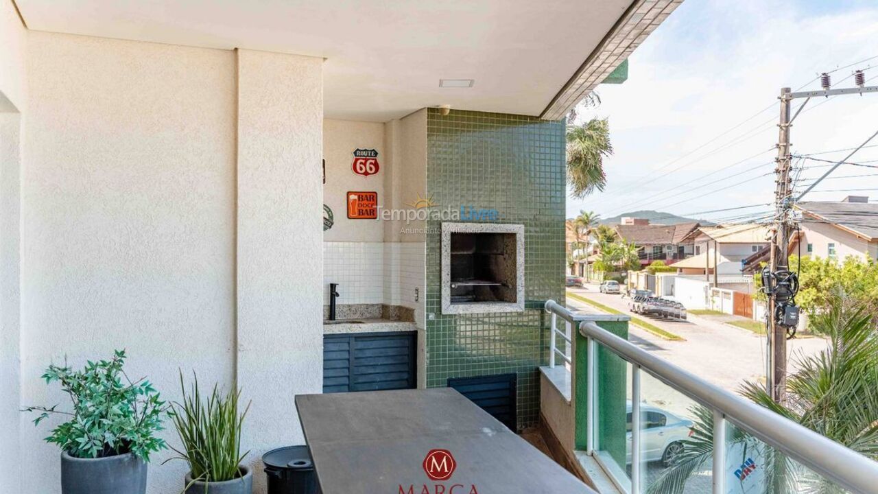 Apartamento para aluguel de temporada em Bombinhas (Canto Grande)