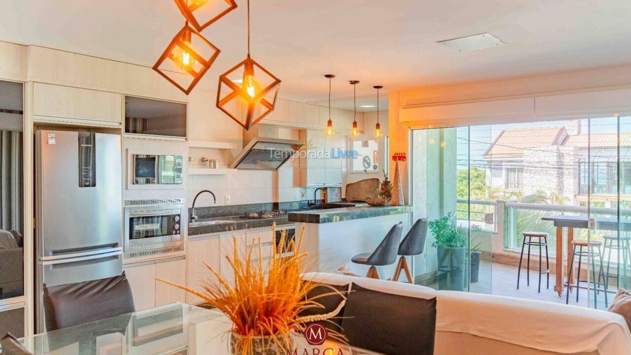 Apartamento para aluguel de temporada em Bombinhas (Canto Grande)