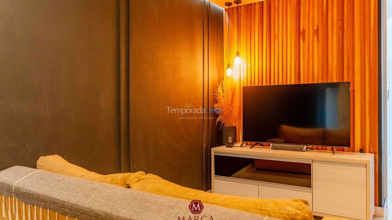 Apartamento para aluguel de temporada em Bombinhas (Canto Grande)