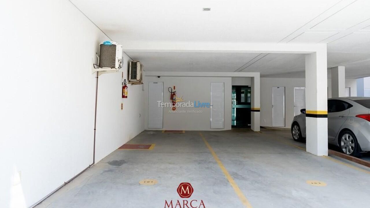 Apartamento para aluguel de temporada em Bombinhas (Canto Grande)