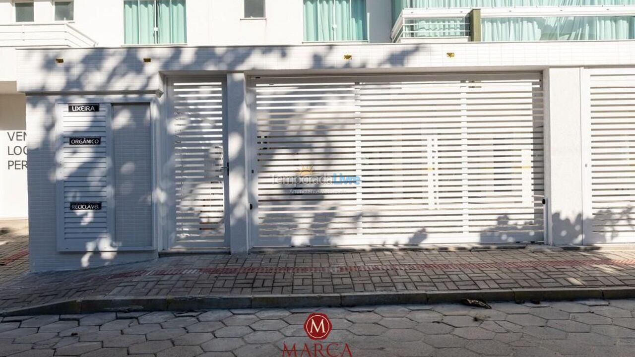 Apartamento para aluguel de temporada em Bombinhas (Canto Grande)