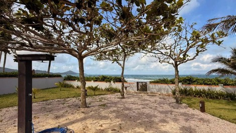 SOBRADO DUPLEX BEIRA MAR 5 PESSOAS - PRAIA CANTO GRANDE