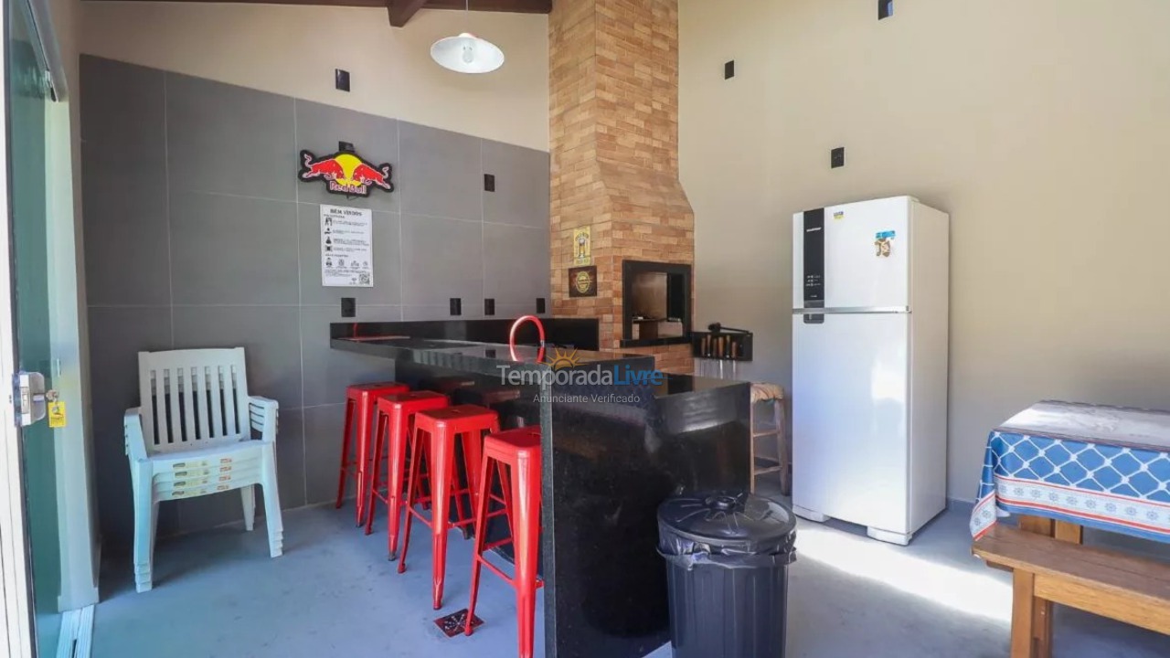 Casa para alquiler de vacaciones em Bombinhas (Canto Grande)