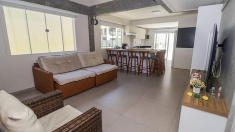 Casa con Piscina para 12 Personas - Playa Canto Grande | bombas
